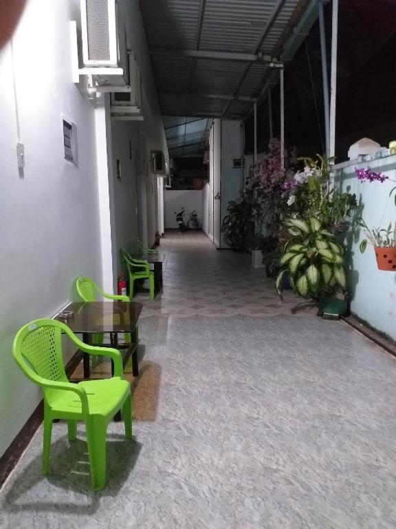 Nha Nghi Nguyen Anh Hotel Лонг Хай Екстериор снимка